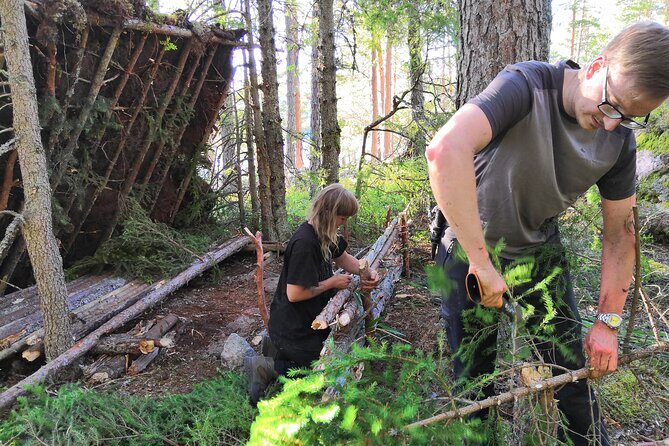 2-Day Small-Group Basic Skills Survival Course in Södermanland - Plants in Sweden: edible, toxic, and medicinal basics