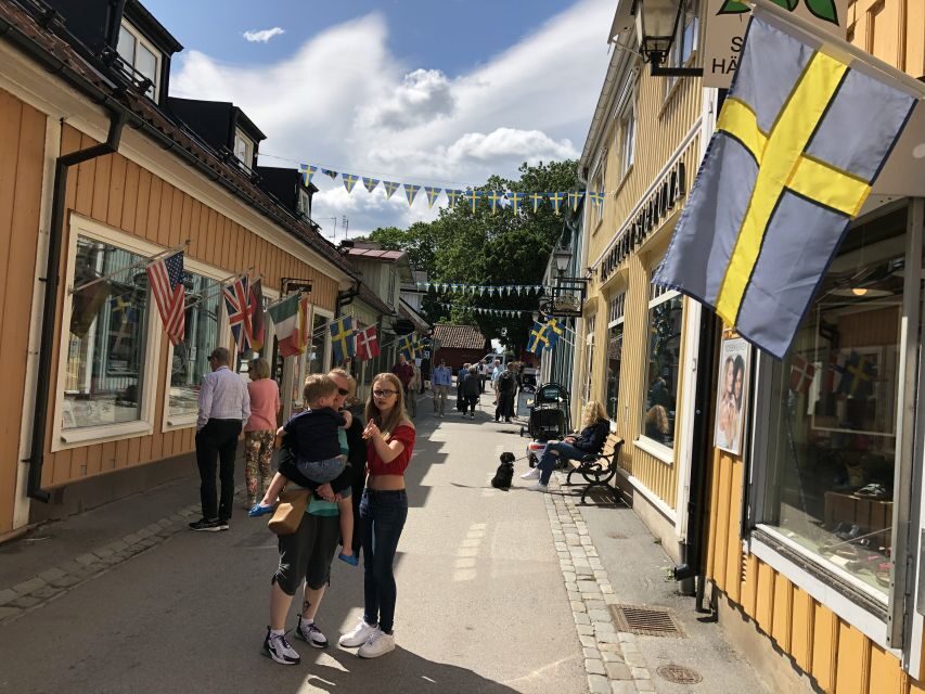 From Stockholm: Guided Day Trip to Sigtuna City - Lunch in Sigtuna: what to do with the gap