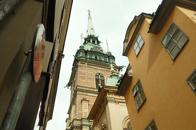 Old Town Self-Guided Tour with interactive challenges - Why this Old Town walk feels different