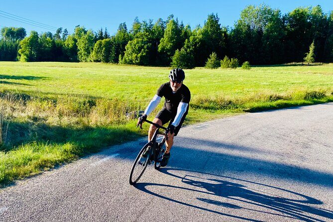 Private Roadbike Adventure in Stockholm - What your Stockholm ride is built around: one main stop, lots of time on the road