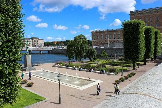 Scandinavian Art, Architecture and Design Tour in Stockholm - Skeppsholmen and the Nationalmuseum Finish: Views, Museums, and a Strong Ending