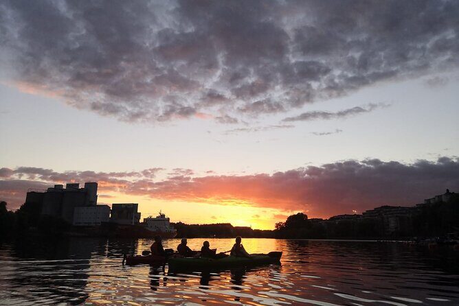 Stockholm Evening Kayak with BBQ - Small Group - Gear, Safety Coaching, and How Hard This Actually Feels