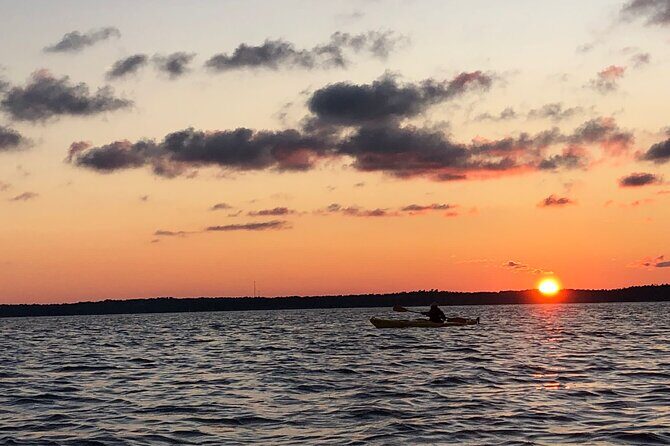 Sunset Kayak Tour in the Stockholm Archipelago + Swedish Fika - Price and what this sunset kayak + fika really includes