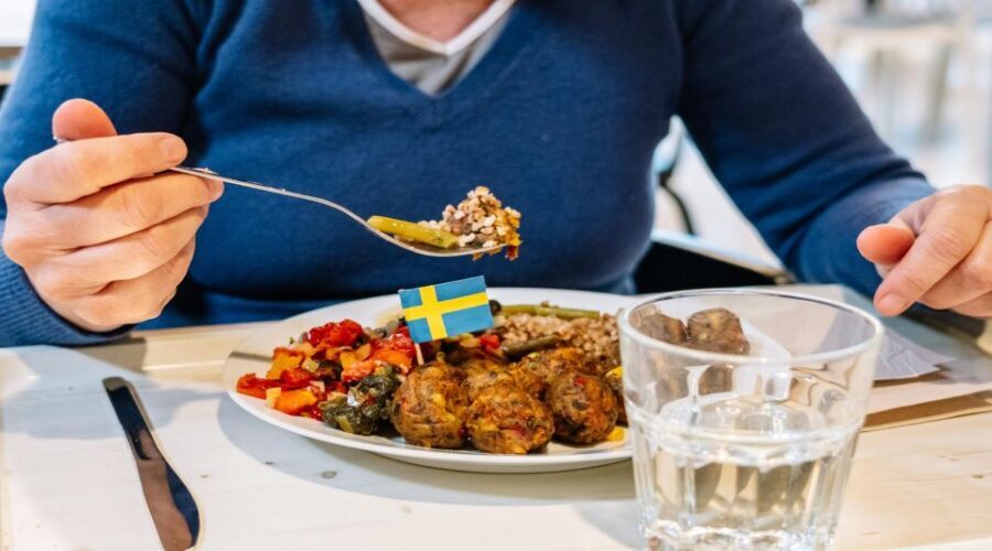 Swedish Beer Tasting Tour in Stockholm Old Town Pubs - The venues in Old Town: pubs, beer gardens, and one restaurant